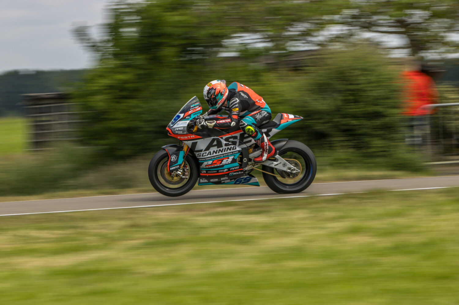 Petr Najman hodnotí start sezóny IRRC v Hengelu